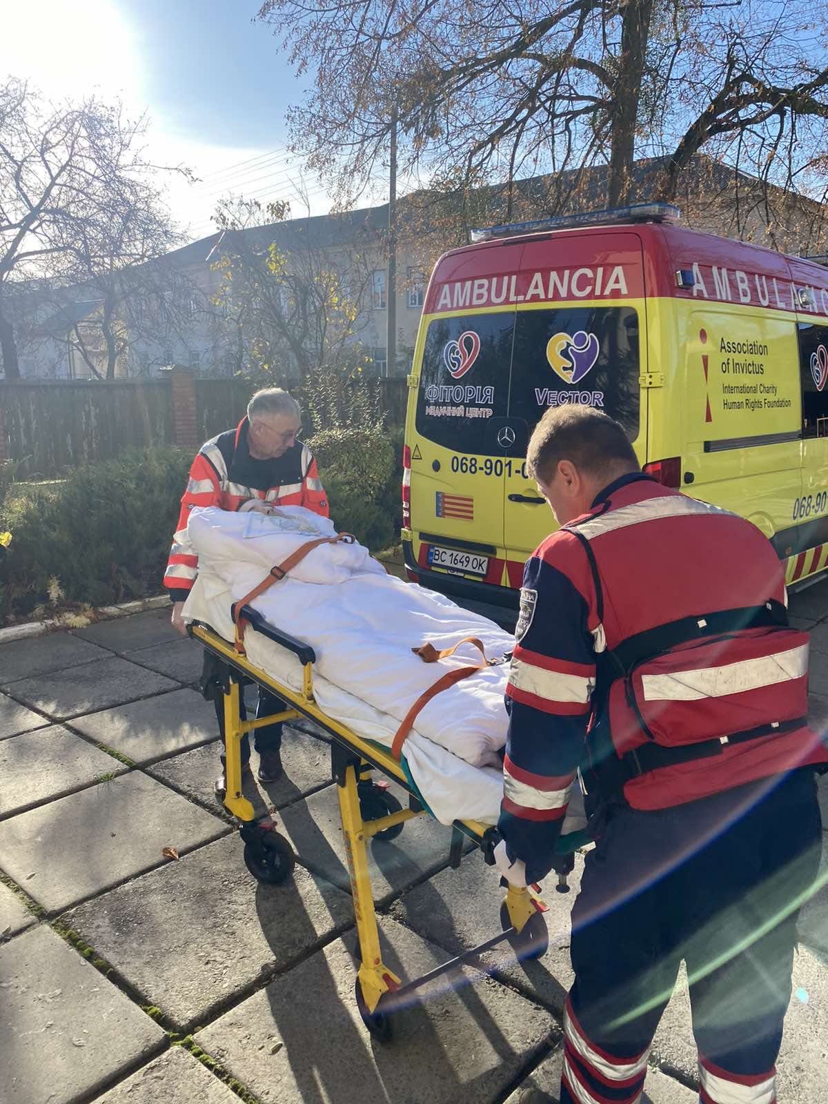 Транспортування пацієнтів